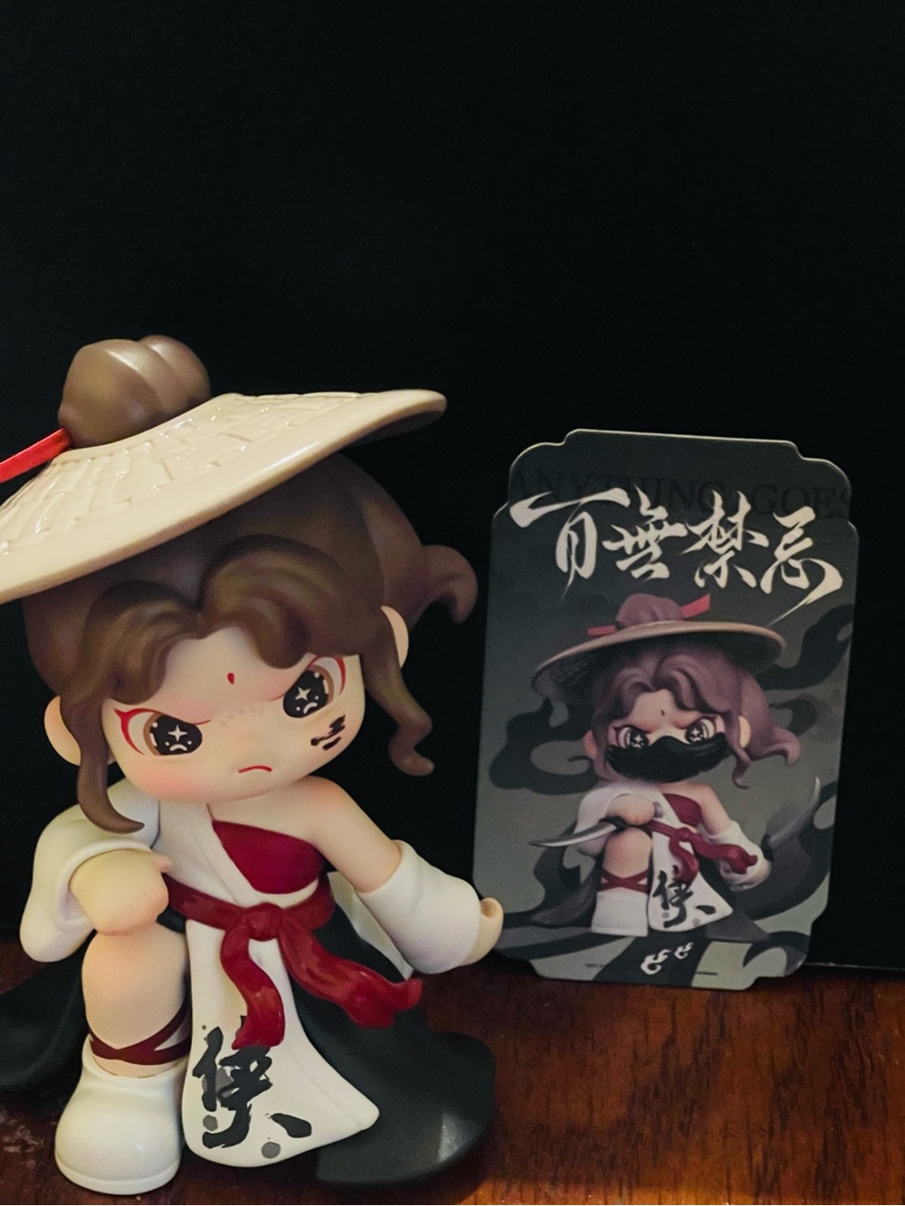 Dora “Anything Goes” Knight-Errant series SECRET Figure with ID Card